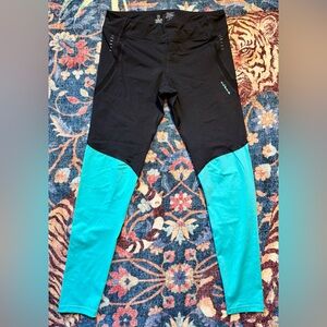BUNDLE! 2 pair 𝅺VIRUS ACTIVE WEAR WOMEN'S LEGGINGS